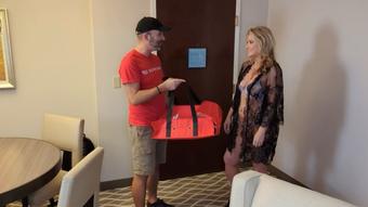 Hotwife Angel Minx Gets Door Dash Delivered Inside Her - May 10, 2024