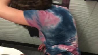 2017.11.05 Public Bathroom Sex Bonus #1