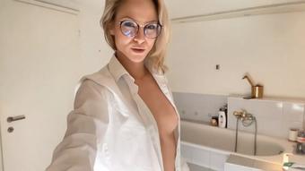 Horny Wet BBC Anal Ride in Bathtube in LIVESTREAM - December 04, 2024