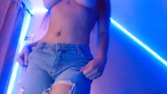 sexy dance on jeans - July 02, 2022