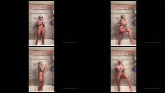 Quinnxcapri 20 05 2019 33088613 Sudsy Slut I Really Like How The Soap Suds Roll Off My Body