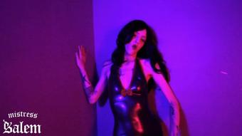 Mistress Salem Critical Cum Command