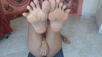 Suck my feet and jerk - February 19, 2021