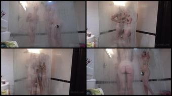 Hayleelove   3 Girl Shower