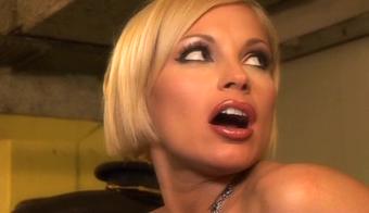 [1 On 1]Silvia Lauren - Flight Dp 69