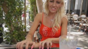 Club Cody Love – Peek-A-Boo
