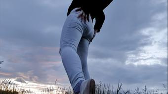 White leggings at sunset wetting peeing - June 22, 2021