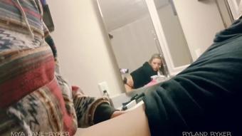 Mya Lane - Peeing⁄Fucking⁄Sucking Juice Off In Bathroom W⁄ Family & Friends Over (Ph)