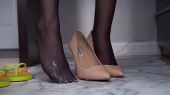 Cummy Shoes Compilation - Nylons Only 1h - March 18, 2023