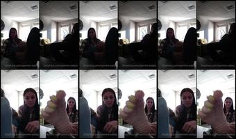 Sammis Soless 03 03 2022 2380430911 Get The Dirt Of Gritty Boii You Know I Love When You Glaze Your Tongue Between My Toe