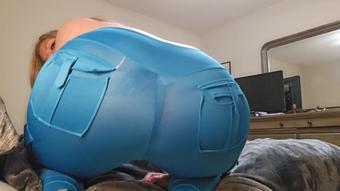 New yoga pants n pockets to cum on - April 20, 2024