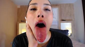 Lick me, babe