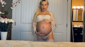4K - Your Step-Mom Loves Vore - May 13, 2023