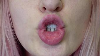 German Lip Fetish Square Lips