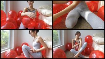 Xxsmiley Balloon Wrestling