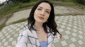 Blue dress and panty peeing - August 13, 2019
