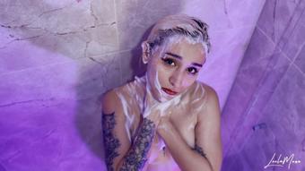 Lot of shampoo on my body