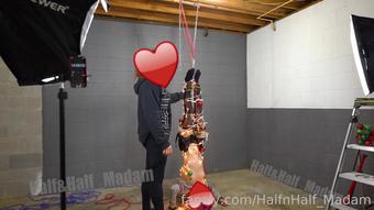 HalfnHalf Madam 2022-12-25 at 20-54 Fansly (HalfnHalf_Madam)