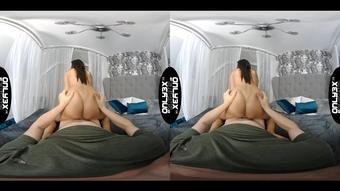 VR* Helping Alyssia Kent getting fucked