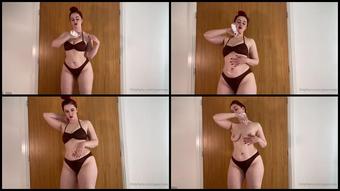 Jayerosex 27 05 2022 2461214239 Who Doesn T Love Oiled Up Curves Tip If You Like What You See