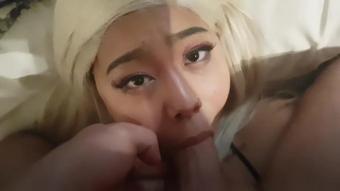 Getting my Slutty Girlfriend to Suck