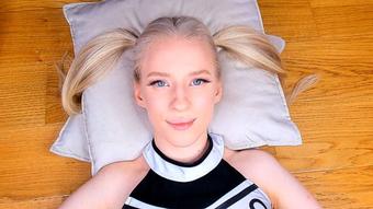Cheerleader POV eyes contact flirting - April 26, 2023