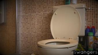 HIDDEN CAM PISSING AT MY FRIENDS HOUSE - November 18, 2018