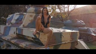 Milf Lilly-Let's make love,not war