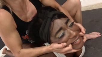 Lora & Paris - Hooters Waitress Fight
