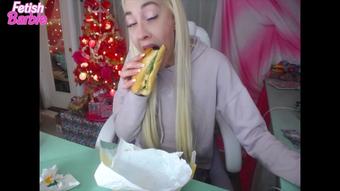 Feeding Goddess Harlow