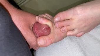 LONG TOES TOEFUCK - December 11, 2023
