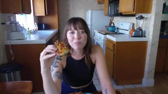 Alex_Bishop_Cooking_And_Eating_Pizza_With_Alex