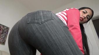 Farting For Pathetic Fart Boy