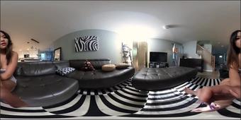 Astrodomina Vr360 Tiny Trespassers Beginning Pt 1