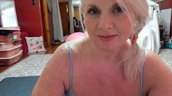 Paintedrose - Yoga Pants Seduced By Friends Mom 4K