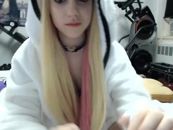 Lana_Rain_(2014-12-31_15-52-41)