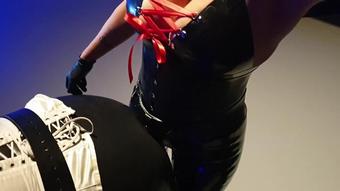 Latexfucktoy