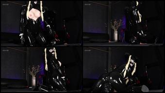 Cristal Kinky 07 09 2021 2214816809 New Full Lenght Face Sitting Clip With Mr Saryn Watch Me In My Latex Suit
