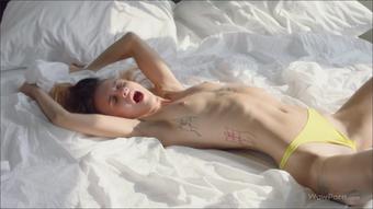 180905 Adelleunicorn Fuckmeadelleunicorn 38402160 60Fps