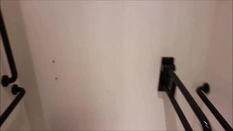 RISKY PUBLIC FUCK IN H&M CHANGING ROOM