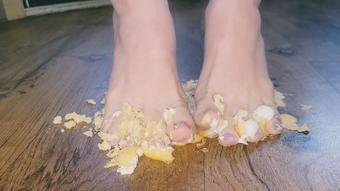 Footcrush snack cakes - Oct 20, 2022