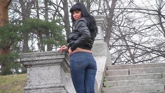 Jeanstease.Com - Victory - Victorys Shaking Jeans Ass