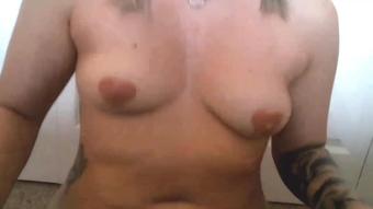 33 - Naughty Videochat With Daddy