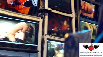 adult theater peep show