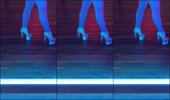 Alexamoorre 2020 361586010 Feet Friday Glitter Heels