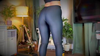 I Unboxing And Dressing Up - Package From Pornhub - 1080P