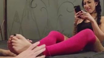 Worship my little feet - March 20, 2018