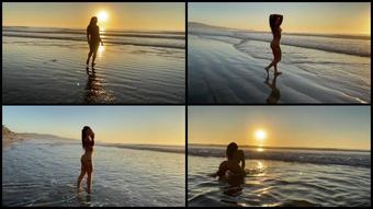Roseisstar 14 11 2019 86352589 Wouldn T You Love To Spend The Day With Me At The Beach