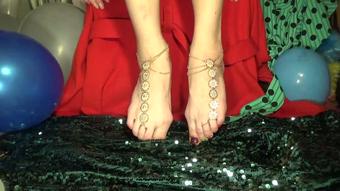 Gypsy Arched Feet