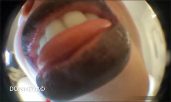 Dommelia - Jerk Off Over My Mouth Freak